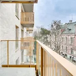 Czysta 4 By Homeprime